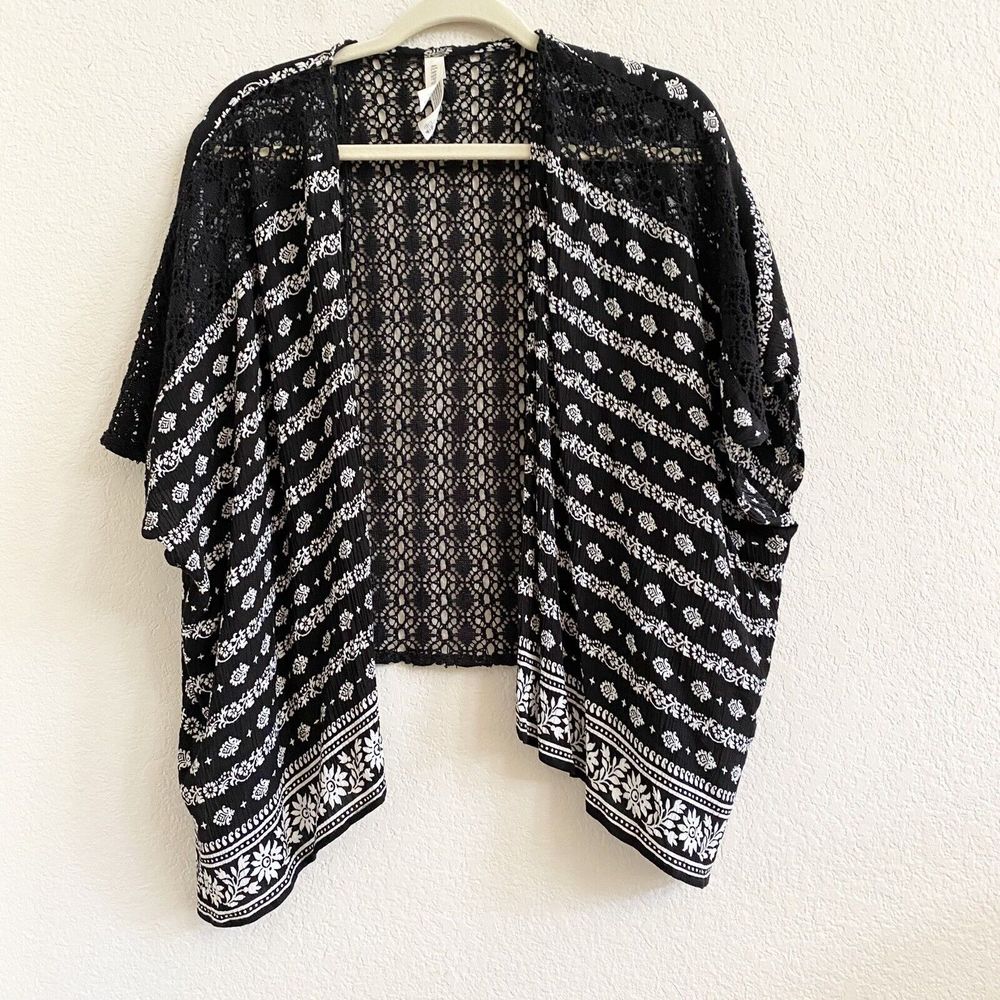 Aeropostale Black White Wrap Kimono Topper One Size‎ Crochet Gauzy